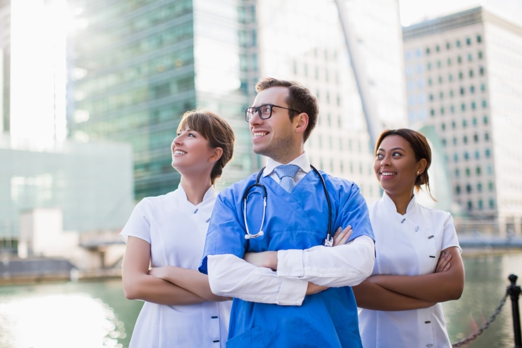 How to Become a Nursing Assistant